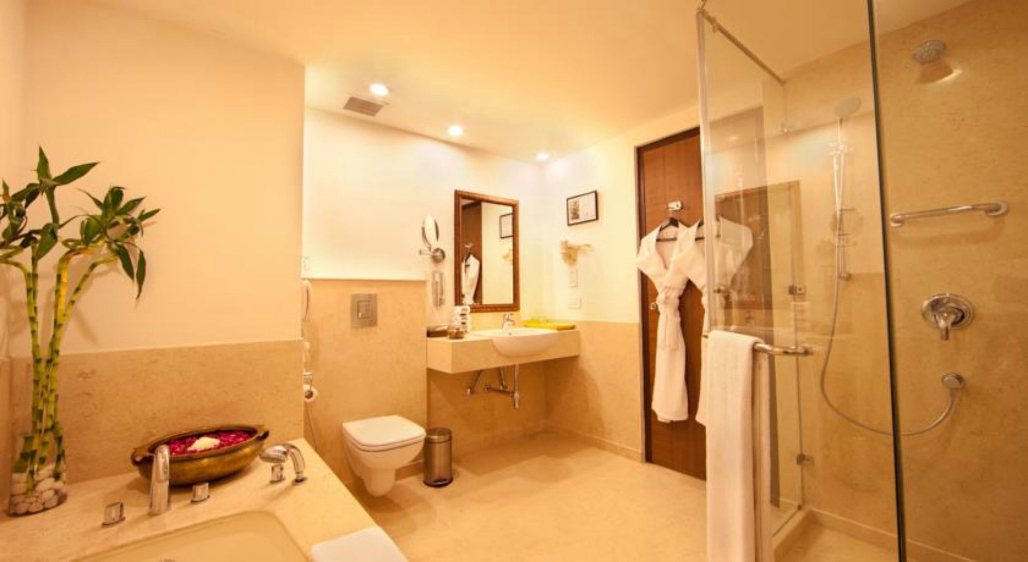 Lemon Tree Hotel Чандигарх Экстерьер фото